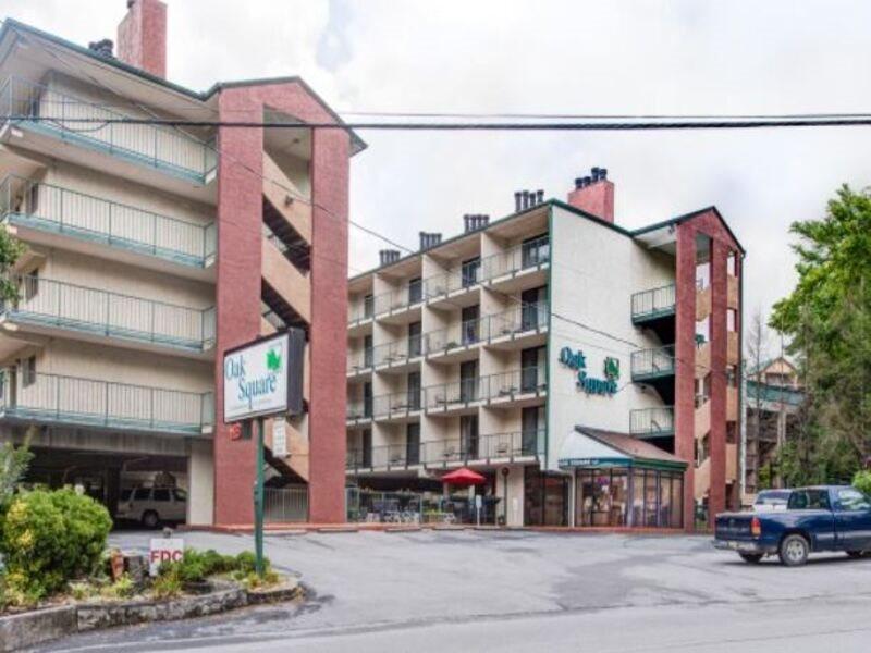 Oak Square Rentals Gatlinburg Exterior photo