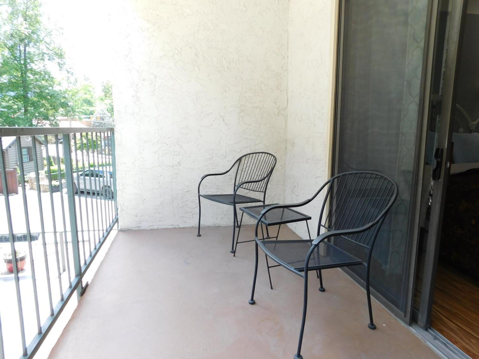 Oak Square Rentals Gatlinburg Room photo